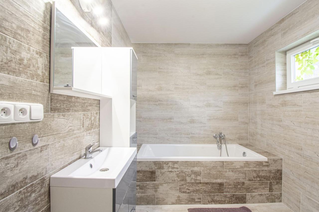 Velky Apartman Zlamanka Kroměříž Exterior foto